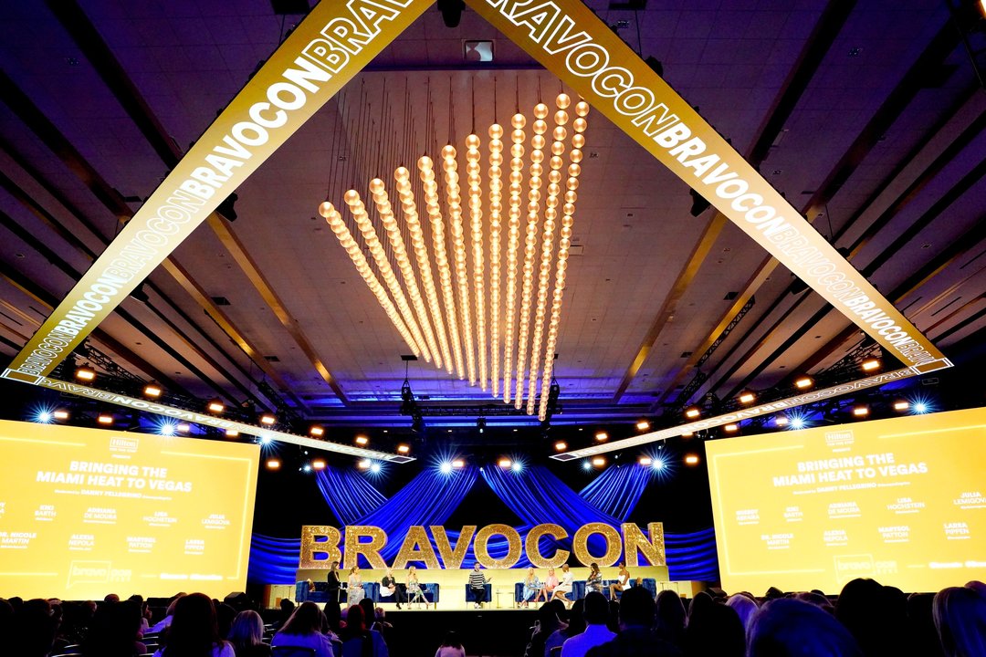 Bravocon 2023 Room Full.jpg